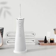 Cordless-Flossers-Oral-Irrigator-IPX7-Waterproof-Rechargeable-Travel-Water-Teeth-Cleaner-4